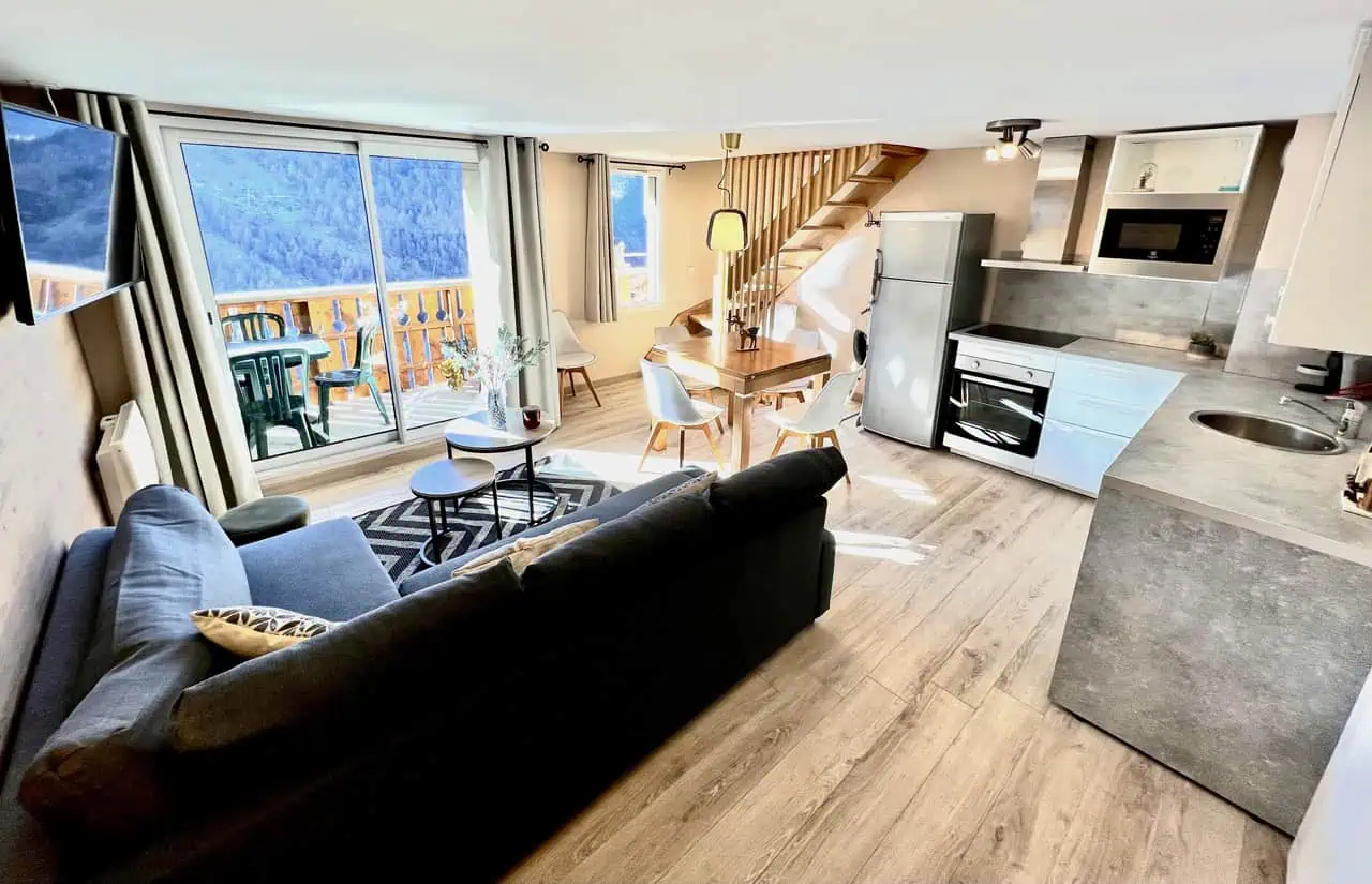 Duplex 7 Isola Living Room